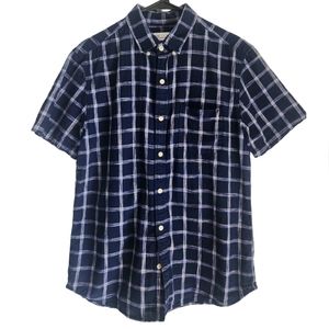 GAP Standard Fit Size Medium Plaid Short Sleeve Business Casual Navy Whi…